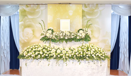 ハイグレードプラン 花祭壇 白